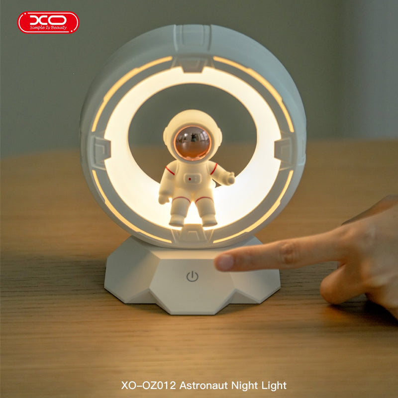 Noční světlo XO OZ12 Astronaut