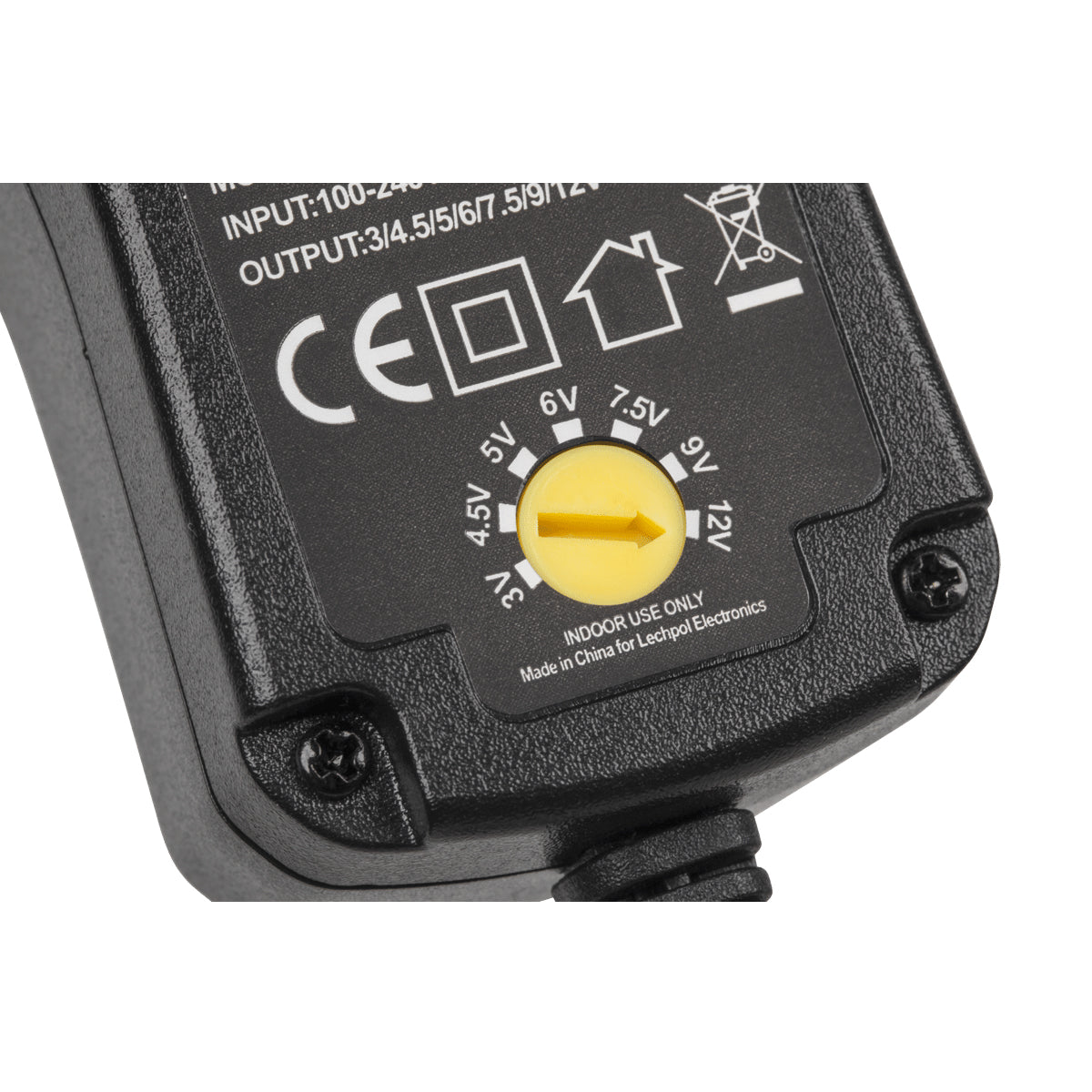 Adaptér napájecí 3-12V 1500mA KEMOT URZ1187