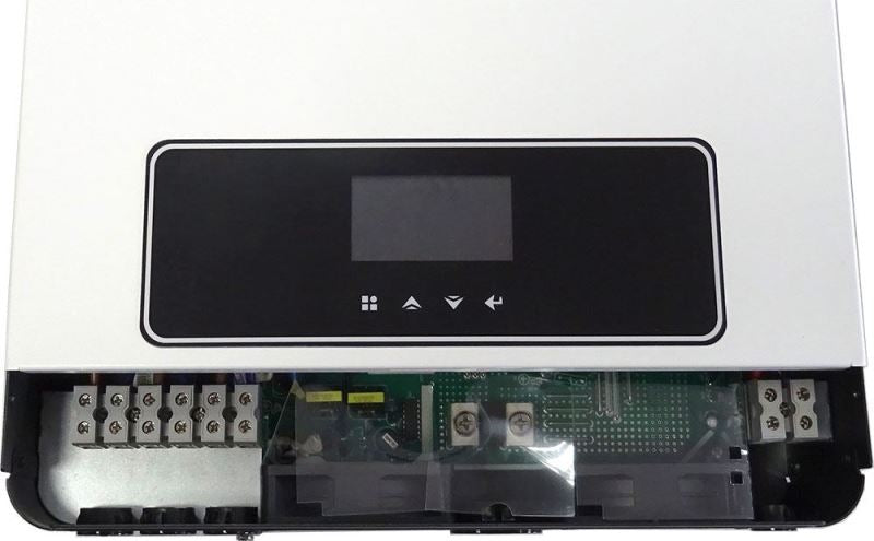 Měnič napětí hybridní CARSPA MKS4.2K, DC/AC 24V/4200W, reg.MPPT