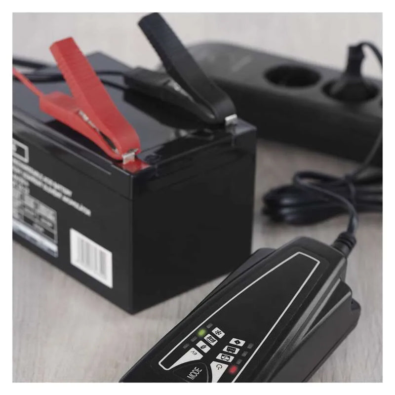 Nabíječka autobaterií EMOS N1014  6/12V 4A