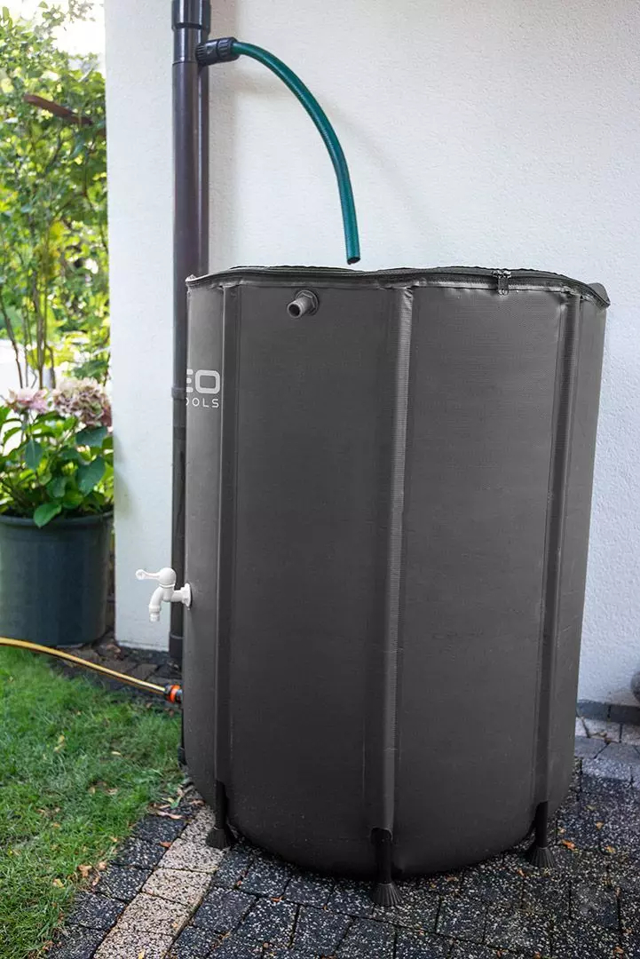 Nádrž na dešťovou vodu NEO TOOLS 15-952 500l