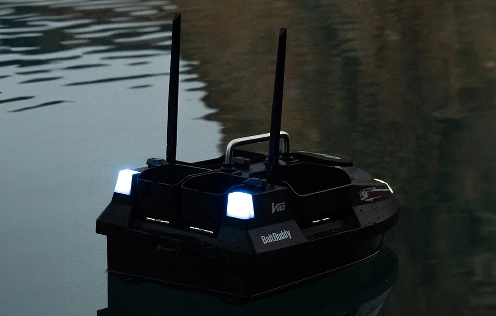 Návnadový člun FLYTEC V802 PRO