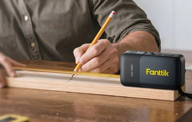 Měřič vzdálenosti FANTTIK A10 Pro 2v1