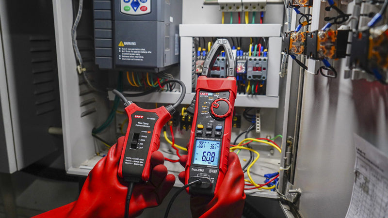 Multimetr UNI-T  UT219PV klešťový